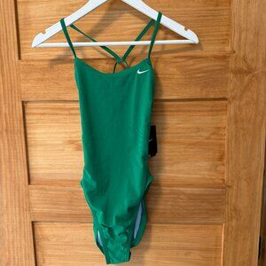 Nike NWT Performance Poly Solid Green One Piece Speed Swimsuit Women sz 32/US 6